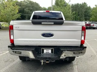 Ford F-250 Super Duty 2017 4x4 King Ranch 4dr Crew Cab 6.8 ft. SB Camioneta