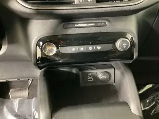 Ford Escape Plug-In Hybrid 2025 PHEV 4p SUV