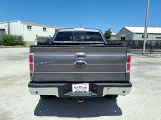 Ford F-150 2014 4x4 Platinum 4p SuperCrew Styleside 5.5 ft. SB