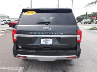 Ford Expedition MAX 2024 4x2 XLT 4p SUV