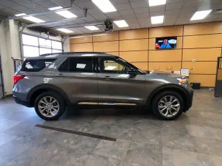 Ford Explorer 2023 AWD XLT 4p SUV
