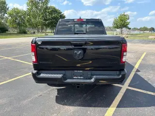 Ram 1500 2019 4x4 Big Horn 4p Cabina Crew 5.6 ft. SB Pickup