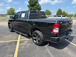 Ram 1500 2019 4x4 Big Horn 4p Cabina Crew 5.6 ft. SB Pickup