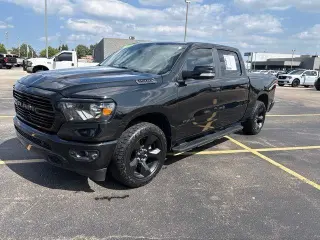 Ram 1500 2019 4x4 Big Horn 4p Cabina Crew 5.6 ft. SB Pickup