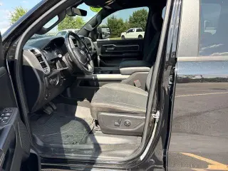 Ram 1500 2019 4x4 Big Horn 4p Cabina Crew 5.6 ft. SB Pickup