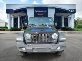 Jeep Wrangler 2024 4x4 Sport 4p SUV