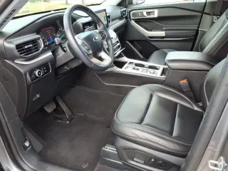Ford Explorer 2024 AWD XLT 4p SUV