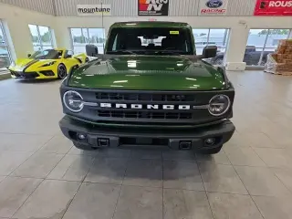 Ford Bronco 2023 4x4 Black Diamond 4p SUV