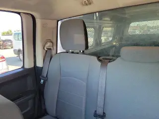 Ram 1500 Classic 2021 4x4 Tradesman 4p Cubierta Cuádruple 6.3 ft. SB Camioneta