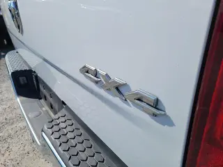 Ram 1500 Classic 2021 4x4 Tradesman 4p Cubierta Cuádruple 6.3 ft. SB Camioneta