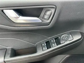 Ford Escape Hybrid 2025 ST-Line 4p SUV