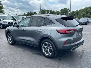 Ford Escape Hybrid 2025 ST-Line 4p SUV