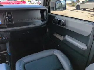 Ford Bronco 2023 4x4 Base 4p SUV