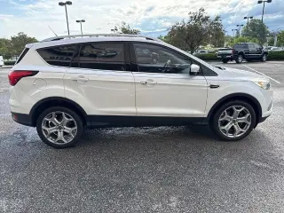 Ford Escape 2019 AWD Titanium 4p SUV