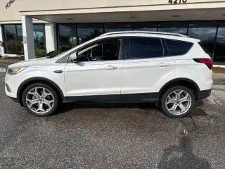 Ford Escape 2019 AWD Titanium 4p SUV