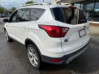Ford Escape 2019 AWD Titanium 4p SUV