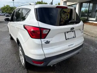 Ford Escape 2019 AWD Titanium 4p SUV