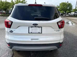 Ford Escape 2019 AWD Titanium 4p SUV