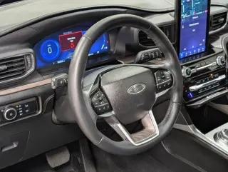 Ford Explorer 2023 AWD Platinum 4dr SUV