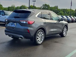 Ford Escape Hybrid 2022 AWD Titanium 4p SUV