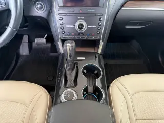 Ford Explorer 2019 AWD Limited 4p SUV