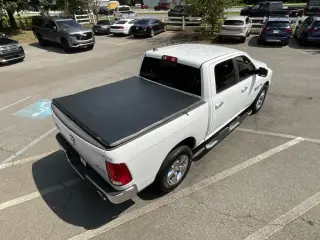 Ram 1500 2013 4x4 SLT 4p Cabina de Tripulación 5.5 ft. Caja Corta Pick-up