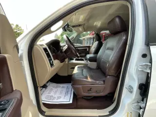 Ram 1500 2013 4x4 SLT 4p Cabina de Tripulación 5.5 ft. Caja Corta Pick-up
