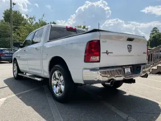 Ram 1500 2013 4x4 SLT 4p Cabina de Tripulación 5.5 ft. Caja Corta Pick-up