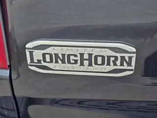 Ram 1500 2021 4x4 Limited Longhorn 4p Camioneta Cabina de Tripulante 5.6 ft. SB