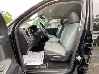 Ram 1500 2014 4x2 Express 4p Camioneta Cabina Cuadrada 5,5 pies ST