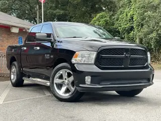 Ram 1500 2014 4x2 Express 4p Camioneta Cabina Cuadrada 5,5 pies ST