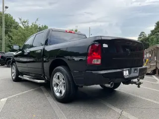 Ram 1500 2014 4x2 Express 4p Camioneta Cabina Cuadrada 5,5 pies ST