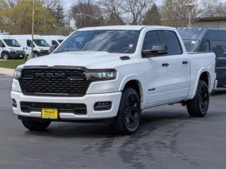 Ram 1500 2025 4x4 Big Horn 4p. Cabina Crew 5,6 pies SBT Camioneta