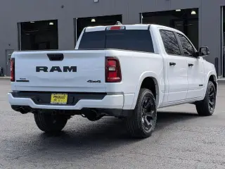 Ram 1500 2025 4x4 Big Horn 4p. Cabina Crew 5,6 pies SBT Camioneta