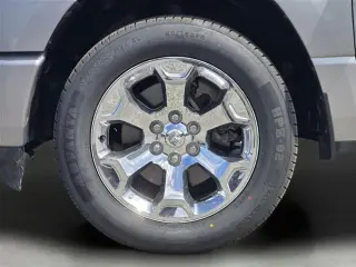 Ram 1500 2020 4x2 Big Horn 4p Camión Cabina Doble 5.6 ft. ST Camioneta