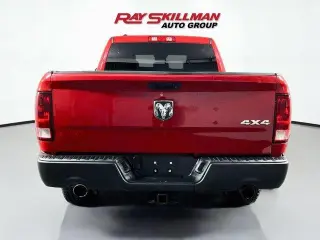 Ram 1500 2013 4x4 Express 4dr Quad Cab 6.3 ft. SB Camioneta
