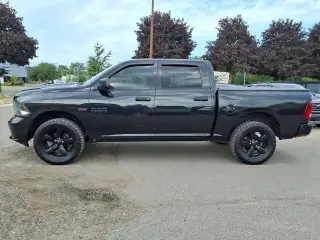 Ram 1500 2016 4x4 Tradesman 4p Camión de Cabina Completa 5.5 ft. SB