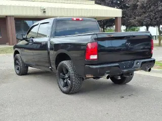 Ram 1500 2016 4x4 Tradesman 4p Camión de Cabina Completa 5.5 ft. SB