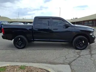 Ram 1500 2016 4x4 Tradesman 4p Camión de Cabina Completa 5.5 ft. SB