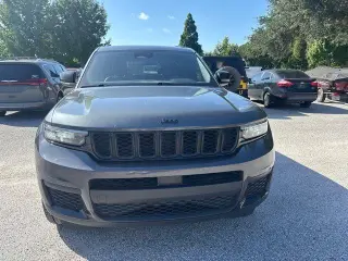 Jeep Grand Cherokee L 2023 4x2 Laredo 4p SUV