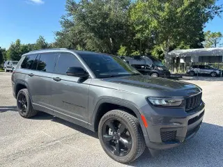 Jeep Grand Cherokee L 2023 4x2 Laredo 4p SUV