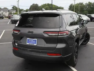 Jeep Grand Cherokee L 2024 4x4 Laredo 4p SUV