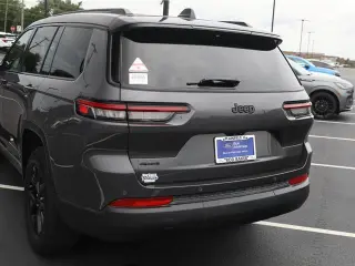 Jeep Grand Cherokee L 2024 4x4 Laredo 4p SUV