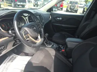 Jeep Cherokee 2016 Latitude 4dr SUV