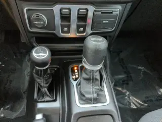 Jeep Wrangler 2025 4x4 Willys SUV 2p