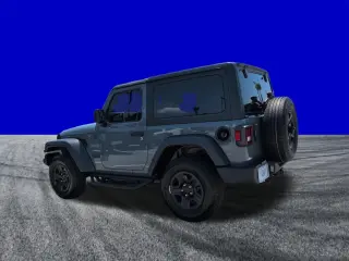 Jeep Wrangler 2025 4x4 Willys SUV 2p