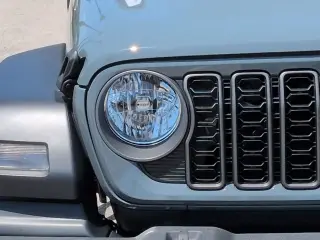 Jeep Wrangler 2025 4x4 Willys SUV 2p