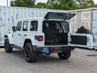 Jeep Wrangler Unlimited 2022 4x4 High Altitude 4xe 4dr SUV