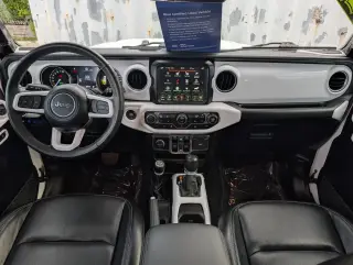 Jeep Wrangler Unlimited 2022 4x4 High Altitude 4xe 4dr SUV