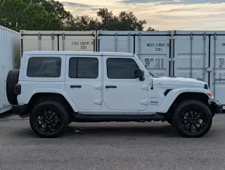Jeep Wrangler Unlimited 2022 4x4 High Altitude 4xe 4dr SUV